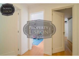 T3 Apartment in Chiado, Great..