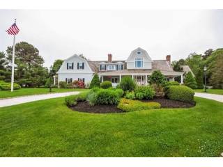 5 bedroom Property For Sale: Carriage..