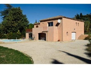 Large Villa With Garage And Pool
