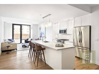 3 bedroom Apartment For Sale: 23 WEST..