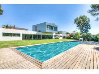 5 bedroom Detached House For Sale:..