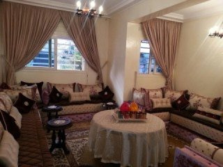 Apartment 2 beds - lounge - 1.5 bath -..
