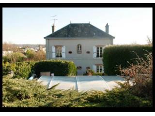 6 bedroom House For Sale: 23300 LA..