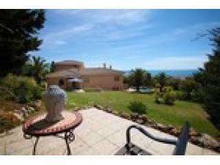 8 Bedrooms - Villa - Malaga - For Sale