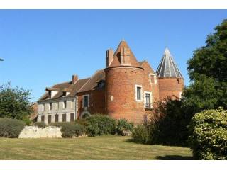 Manor House For Sale: 60600 CLERMONTOIS