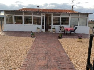 Well Presented Villa