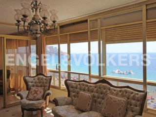 Apartment In First Line Of The Beach