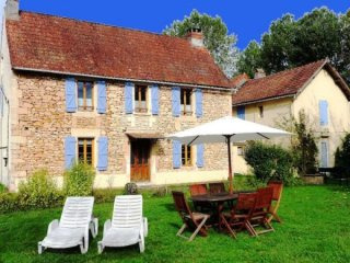 House and 3 Guest Gite, 15 Bedrooms