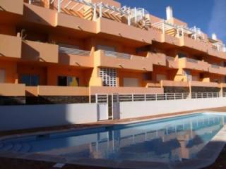 2 Bed Apartment With Pool In Cabanas..
