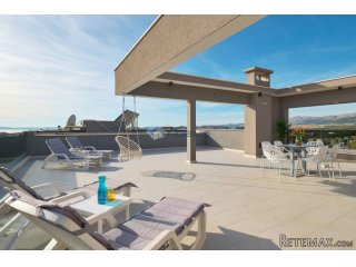 Split, Strožanac, luksuzna vila 510 m2, lift, bazen (+PDV)