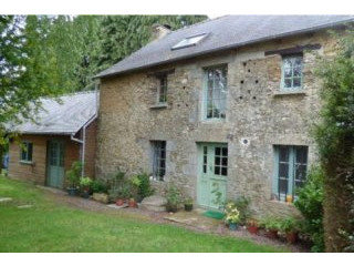 Renovated Country House with Workshop