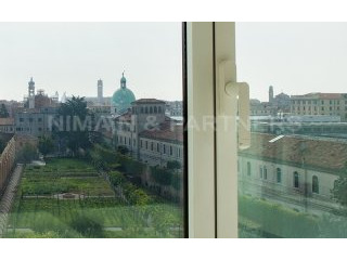 Appartamento in Vendita a Venezia