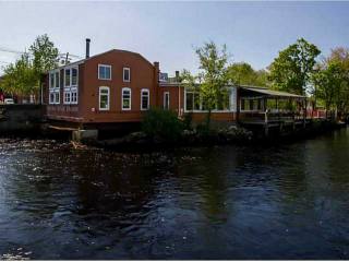Commercial Property For Sale: Rhode..