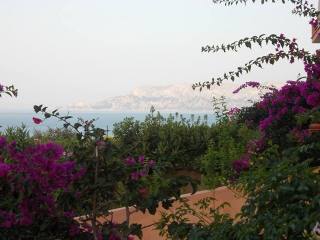 2 Bedrooms - Apartment - For Sale