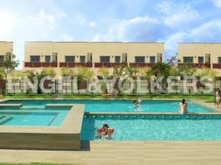 New-built apartments only 300m from the..