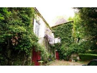 Situated In A Village Close To Eymet..