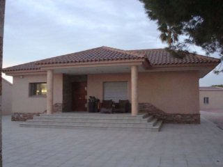 6 Bedrooms - Villa - Alicante - For Sale