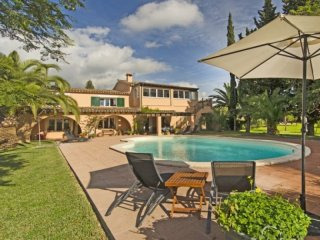 Large Country House In Quiet Location..
