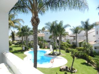 TOWNHOUSE FOR SALE IN BAHIA MARBELLA