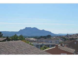 Lovely House Facing South with Open..
