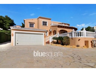 Fabulous 5 bedroom house very close to..