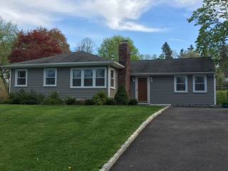 4 bedroom Residence For Sale: Yorktown..