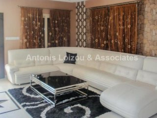 Six Bedroom house for Rent in Potamos..