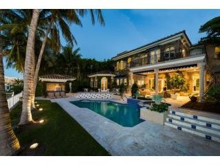 6 bedroom House For Sale: 58 La Gorce..