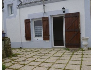 2 Bedrooms House For Sale