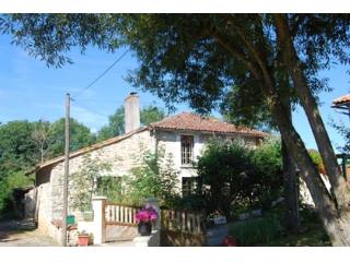 Stunning stone property with large..