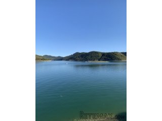 Prodajem zemljiste kod Zlatarskog jezera