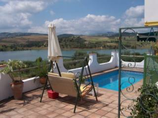Villa for Sale in Periana 180.000..