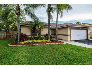 3 bedroom House For Sale: 1349 SW 151st..