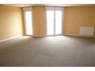 4 bedroom Flat For Sale: 86440 POITIERS