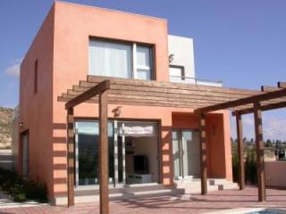 3 Bedrooms - Villa - Alicante - For Sale