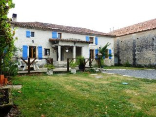 Beautiful Characterful House Set On..