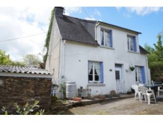 2 Bed Cottage in Rural Setting