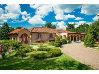 4 bedroom House For Sale: 84 Pleasant..