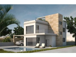 4 Bedroom 4 Bathroom Villa In..