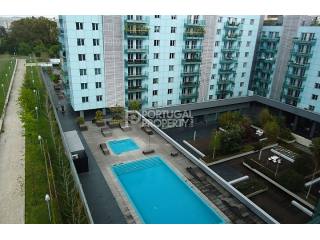 Spacious 6 bedroom apartment in Lisbon