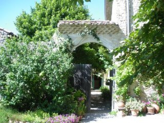 Beautiful Old Mas With 3 Apartments And..