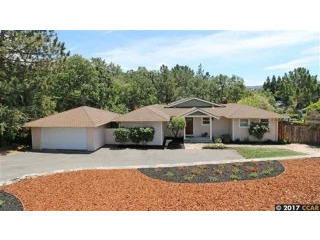 4 Bedrooms - Property - CA - For Sale
