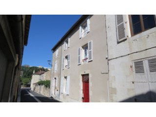 Character townhouse in Montmorillon.