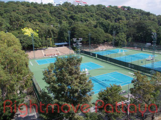 2 Bedroom Condo for sale in Pratumnak -..