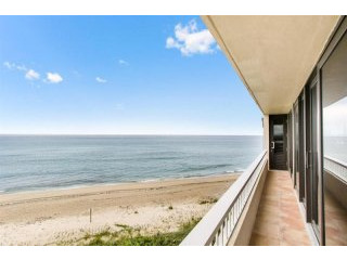 2 bedroom Residence For Sale: Singer..