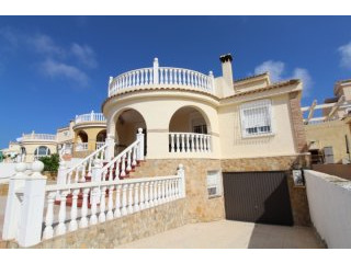3 Bedrooms - Villa - Alicante - For Sale