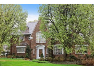 7 bedroom House For Sale: 18 Cooper..