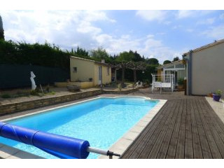 3 Bedrooms - Villa -..