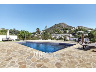 Exclusivity modern build villa El Portet