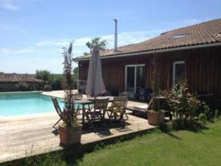 Close To All Local Amenities Yet In A..